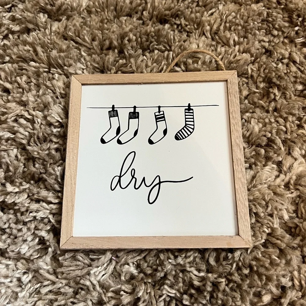 NWT Dry washer/dryer sign